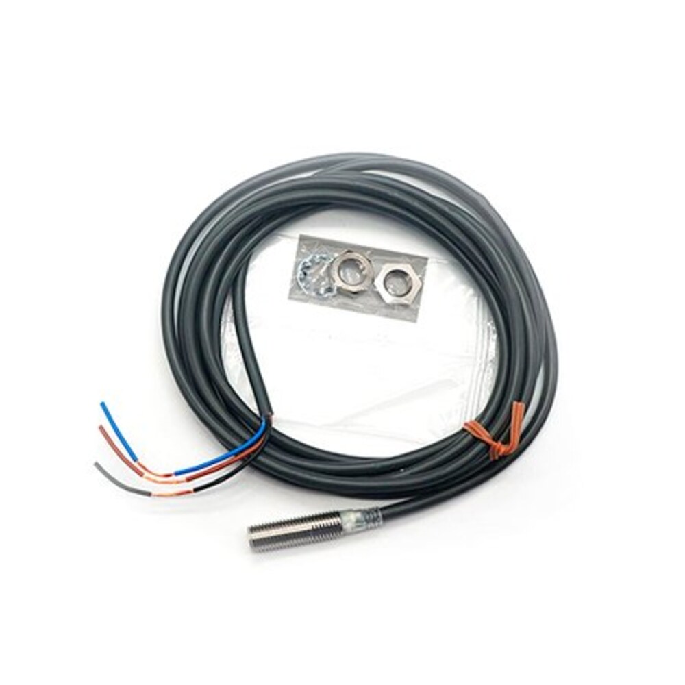 OMRON E2E-X1R5E1 Proximity Sensor 2M